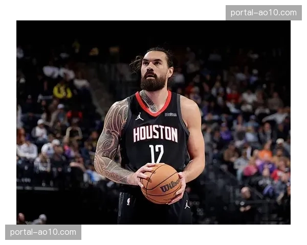 哈里斯16+11篮板保护出色 活塞老将提供稳定内线支持